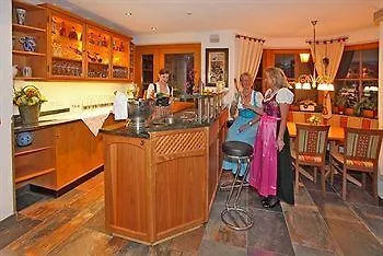 Arnika Garni 4*